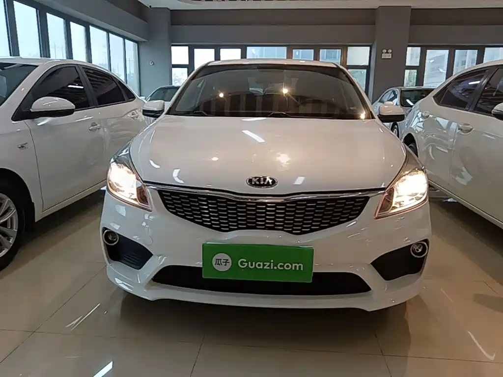 Kia K2 2017 2017 Sedan 1.4L AT GLS