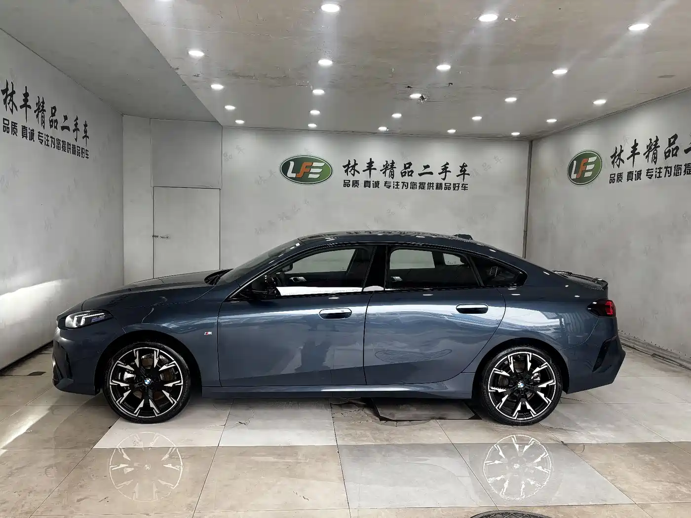 BMW 2 Series 2025 225L M Sport Moonlight Package фото 5