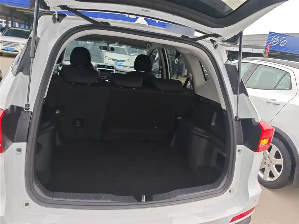 Haval M6 2019 1.5T Manual 2WD Urban Type China VI фото 15
