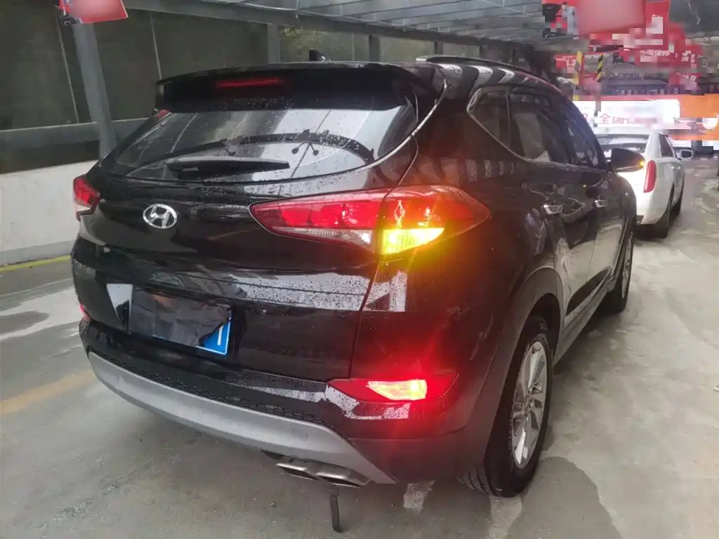Hyundai Tucson 2018 1.6T DCT 2WD 15th Anniversary Special Edition фото 7