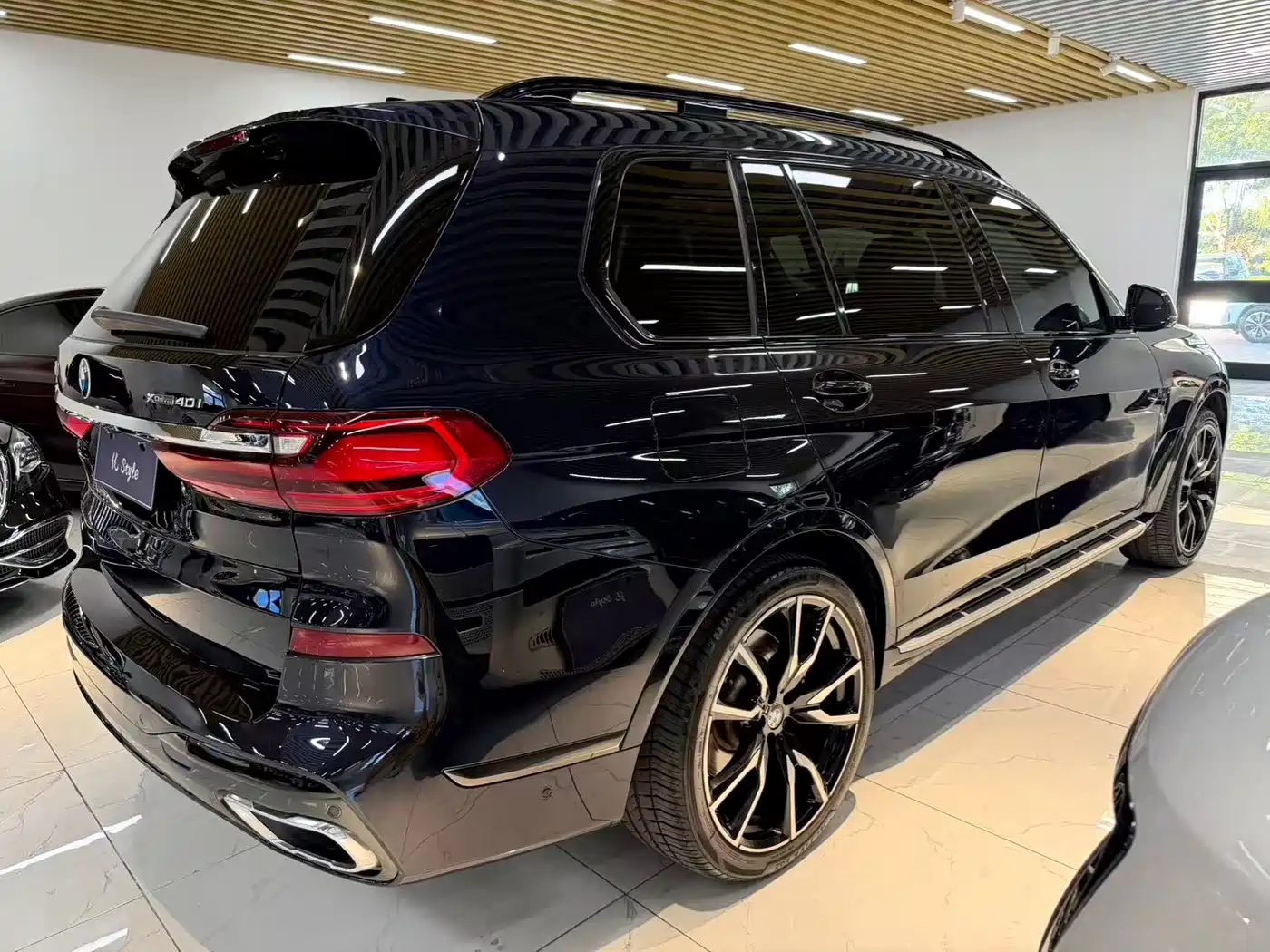 صورة 3 - BMW X7