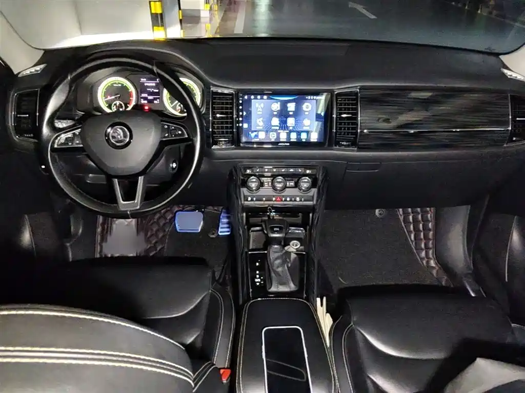Škoda Kodiaq 2017 TSI330 5-seater 2WD Luxury Edition фото 13