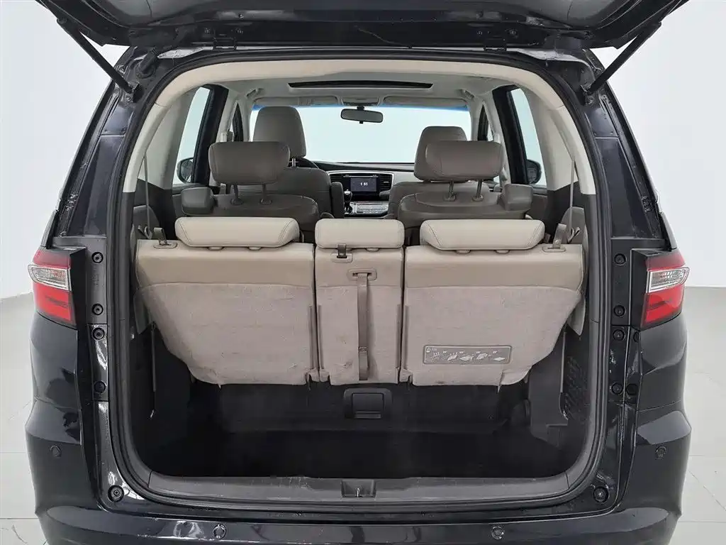Honda Odyssey 2017 2.4L Luxury Edition фото 16