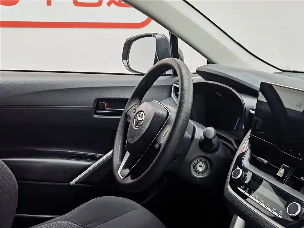 Toyota Frontlander 2024 2.0L CVT Elite Edition фото 22