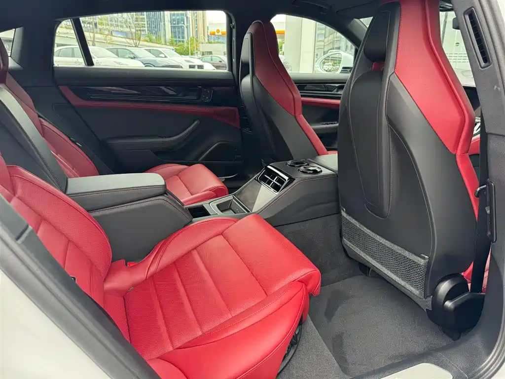 Porsche Panamera 2024 Panamera 4 Executive Long Wheelbase 2.9T фото 8