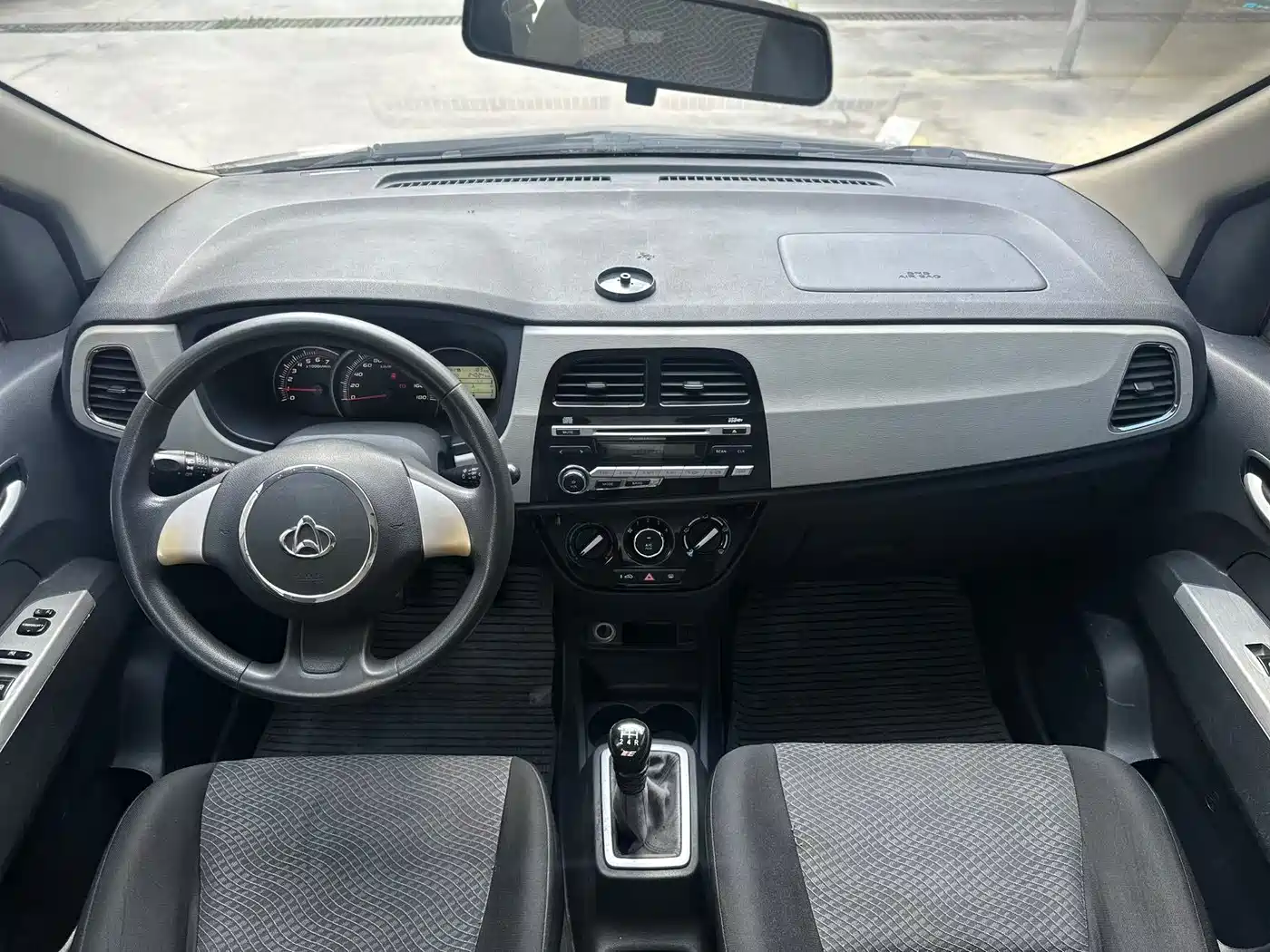Changan Oshan Ouliv 2014 2013 Model 1.4L Manual Sport Edition