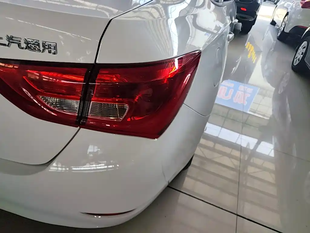 Фото 8 - Buick Excelle
