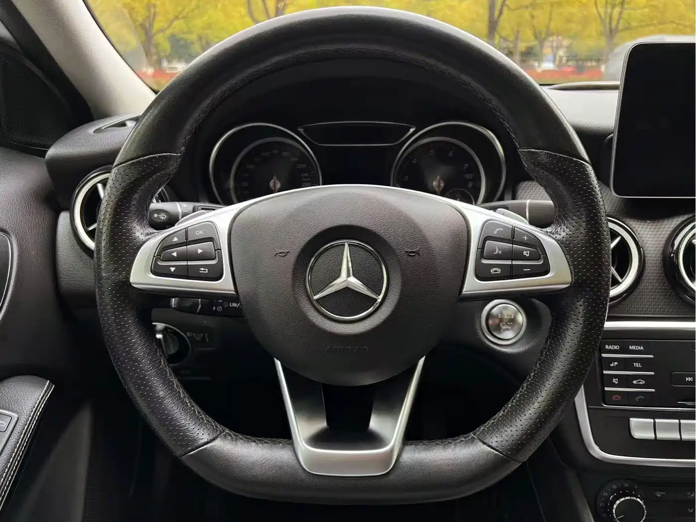 Mercedes-Benz GLA 2019 GLA 200 Dynamic фото 14