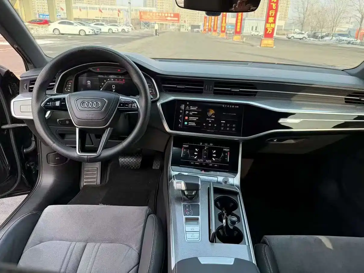 Audi A6L 2024 40 TFSI Luxury Dynamic фото 4