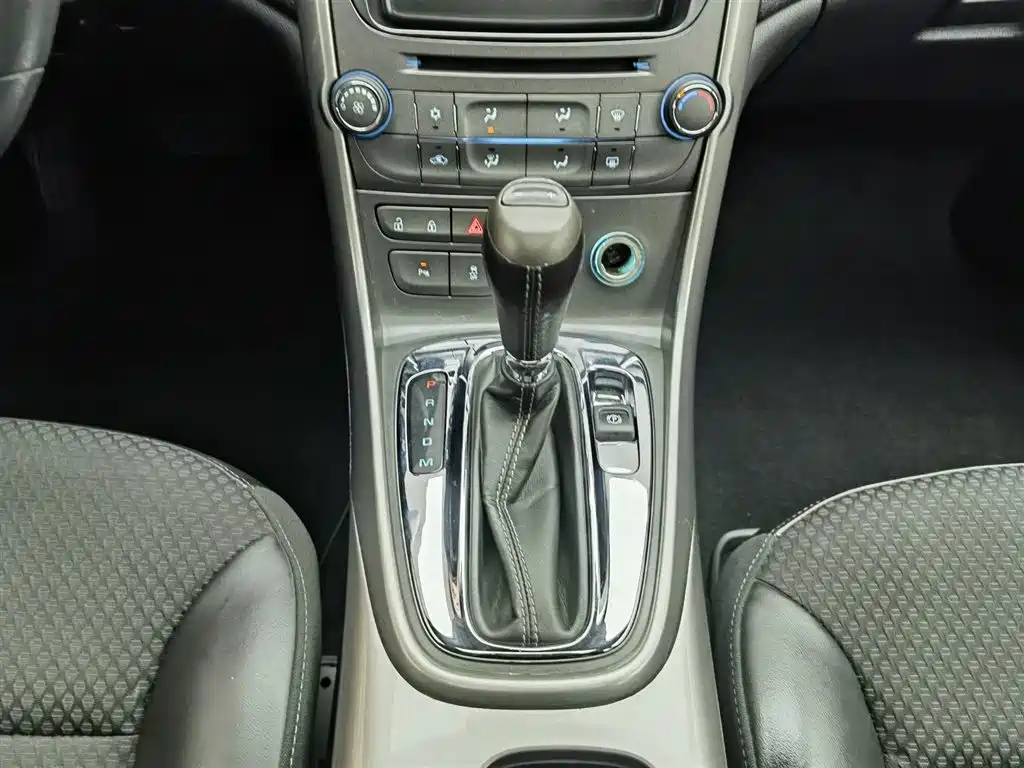 Chevrolet Malibu 2013 1.6T Automatic Comfort фото 13