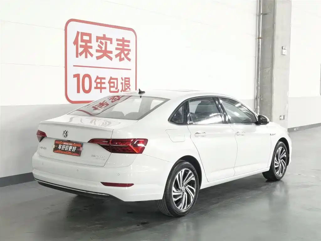 Volkswagen Sagitar 2021 200TSI DSG Surpassing Edition фото 2