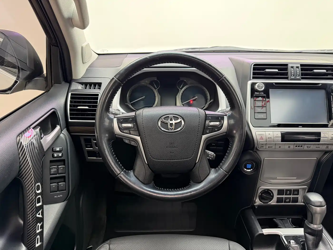 Toyota Prado 2018 3.5L Automatic TX-L Rear-mounted Spare Tire фото 5