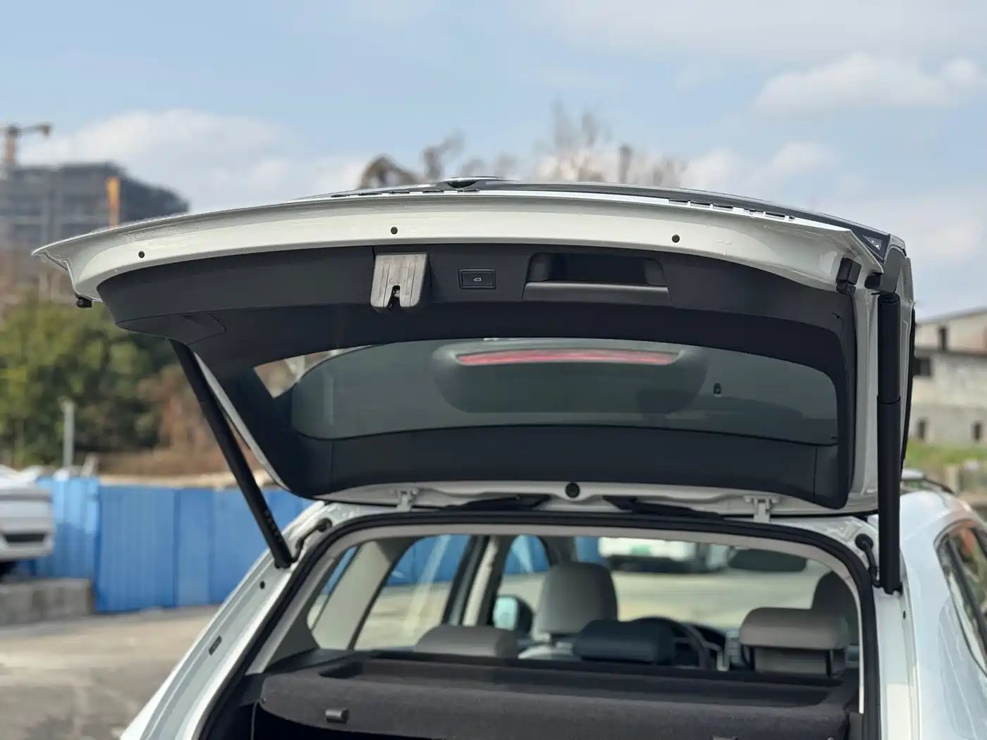 Volkswagen Tharu 2024 300TSI 2WD Moon Premium Edition фото 11