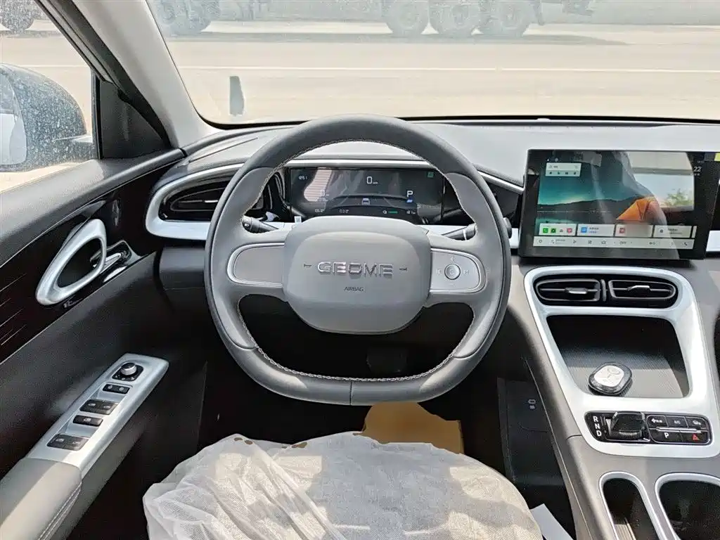Geely Galaxy Starry Wish 2026 Edition 310km Youth Version фото 7