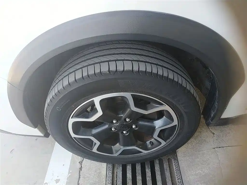 Subaru XV 2014 2.0i Comfort фото 23