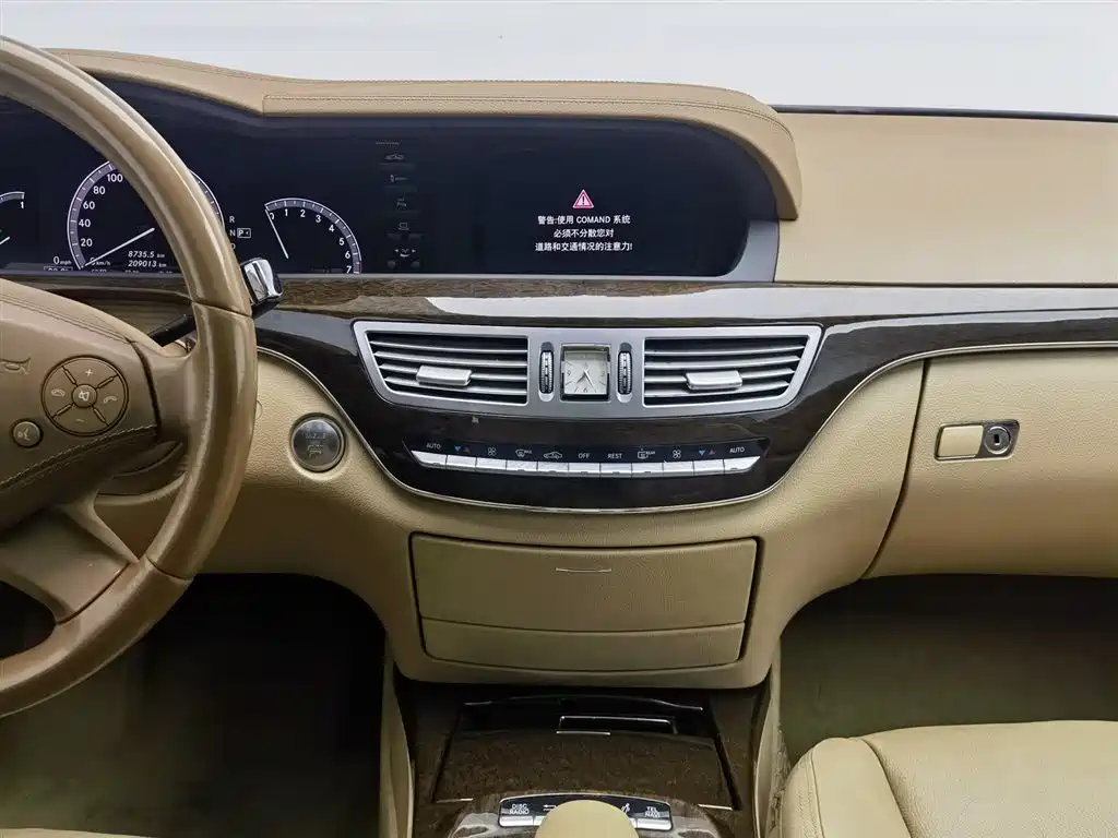Mercedes-Benz S-Class 2012 S 300 L Premium Grand Edition фото 12