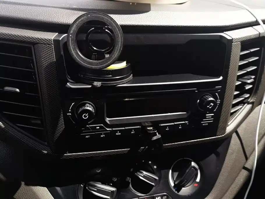 Wuling Motors Wuling Hongguang V 2025 2022 1.5L Power Enjoy Edition Electric Power Steering LAR