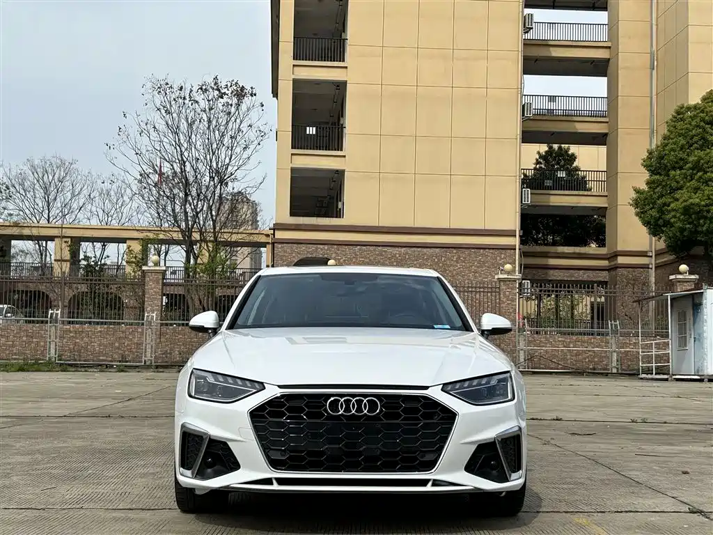 Audi A4L 2024 40 TFSI Fashion Dynamic фото 21