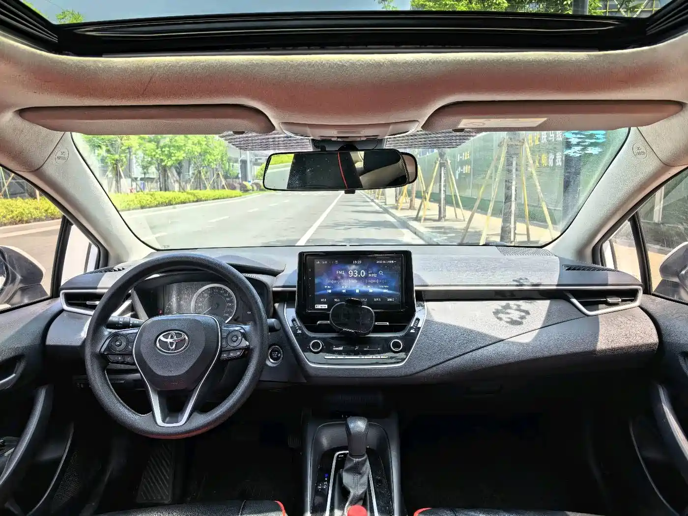 Toyota Corolla 2019 1.2T S-CVT GL-i Elite Edition фото 9