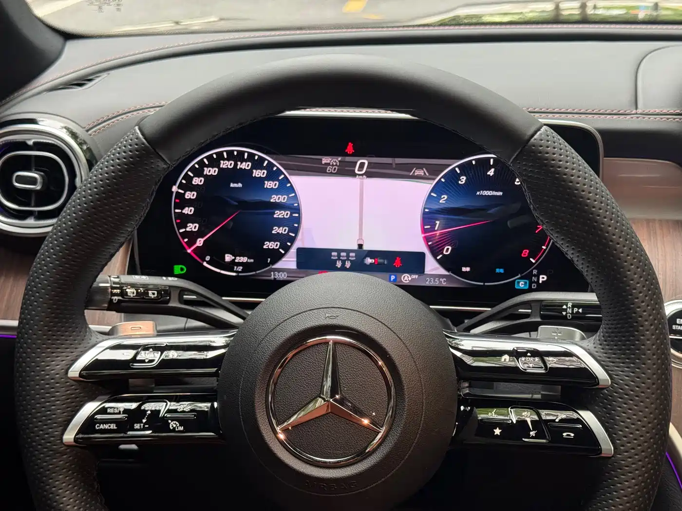 Mercedes-Benz GLC 2025 Facelift GLC 300 L 4MATIC Dynamic 7-seater фото 18