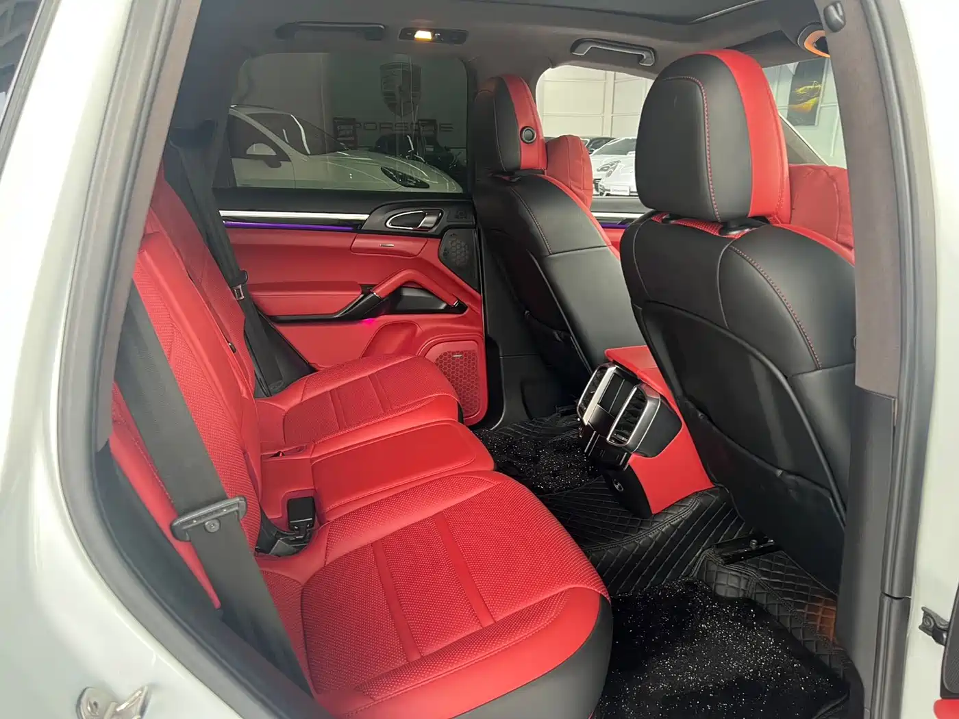 Porsche Cayenne 2011 Cayenne 3.0T фото 8