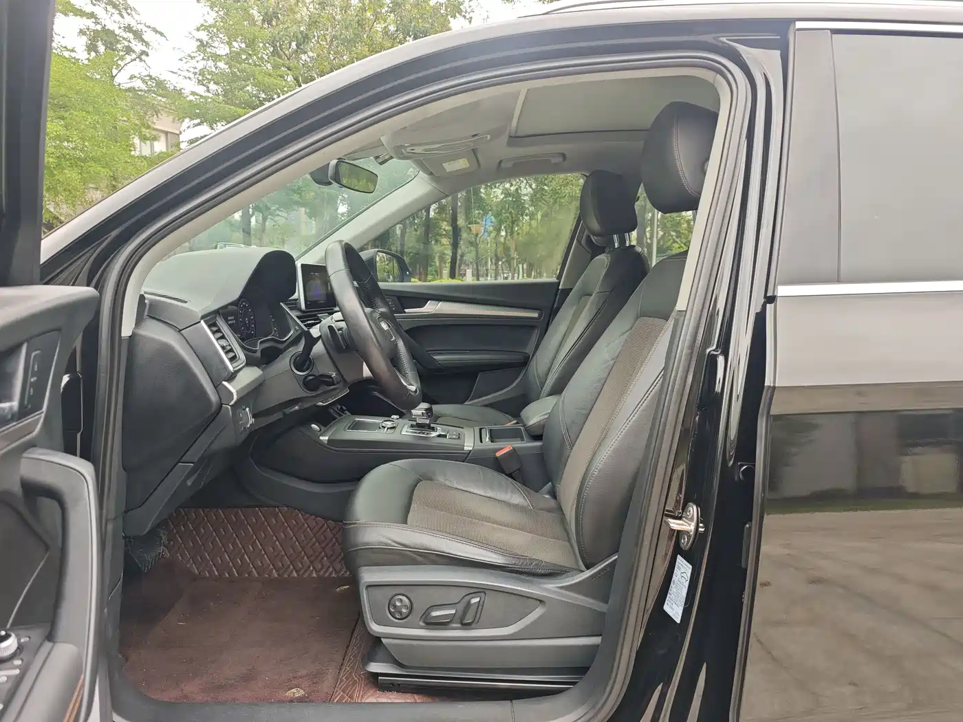 Audi Q5L 2020 45 TFSI Exclusive Fashion фото 7
