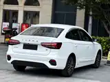 Фото 8 - Roewe i5