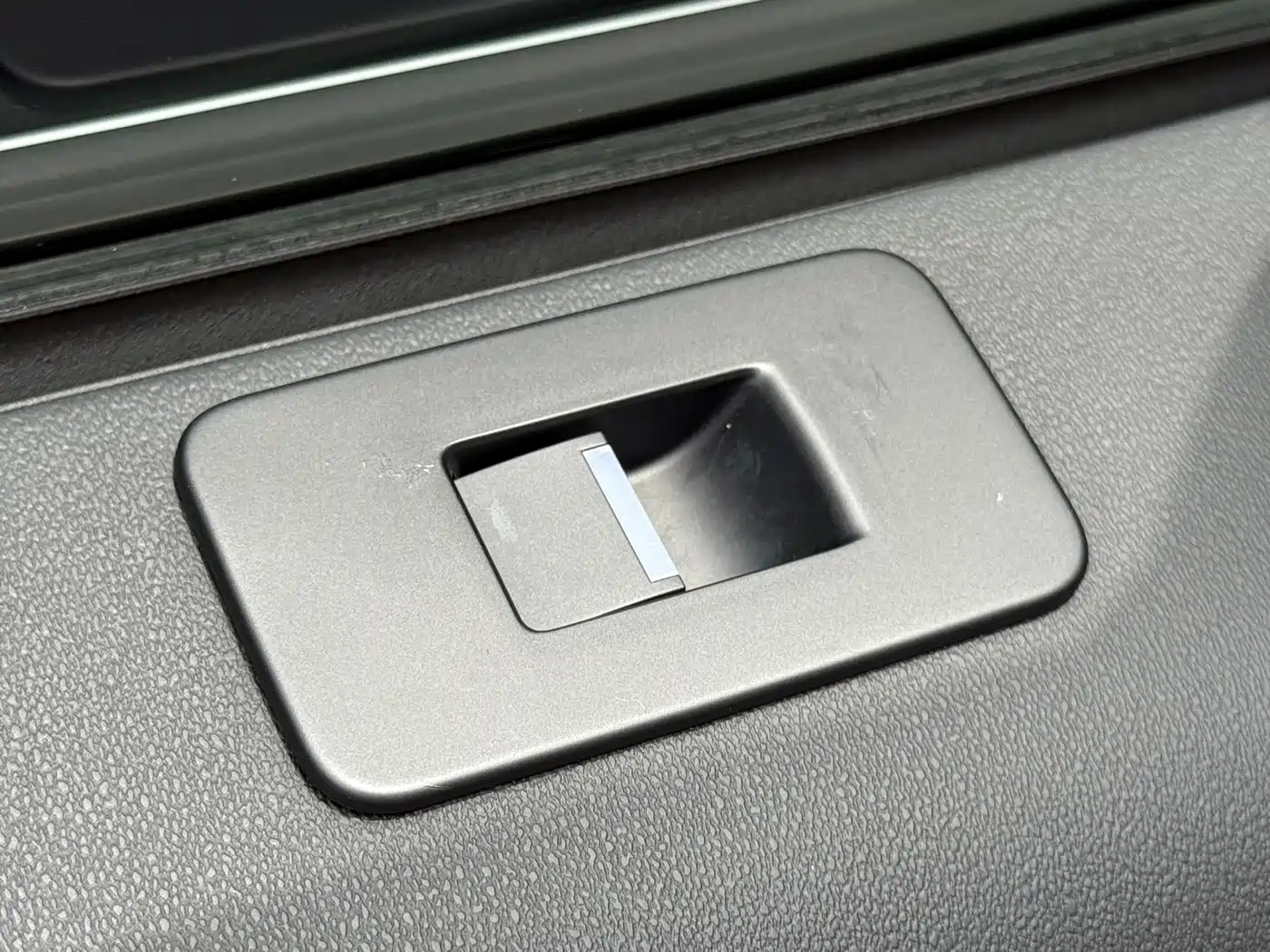 Land Rover Discovery Sport 2023 249PS R-Dynamic SE Performance Technology Version фото 20