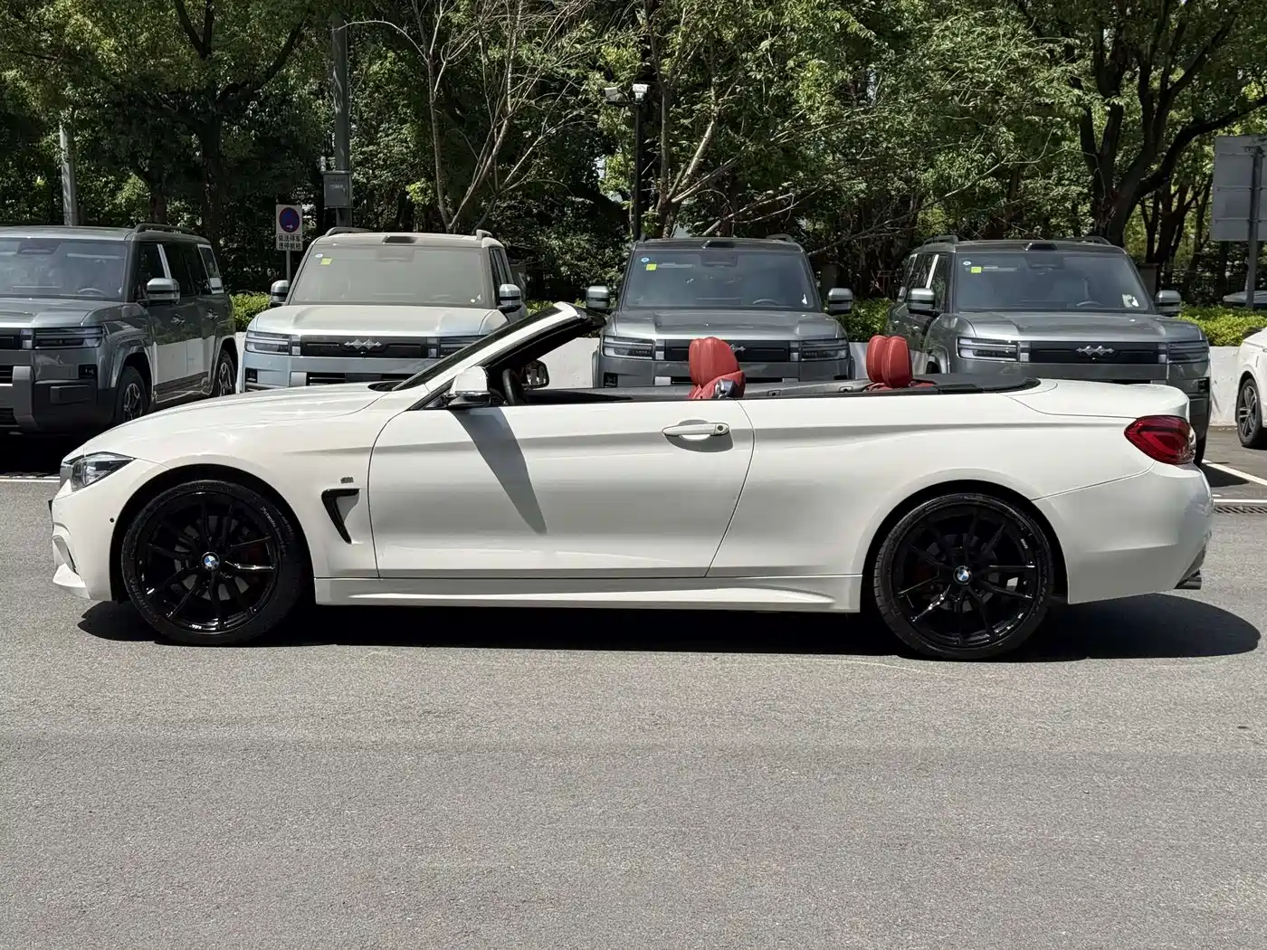 BMW 4 Series 2017 430i Convertible M Sport Package фото 13