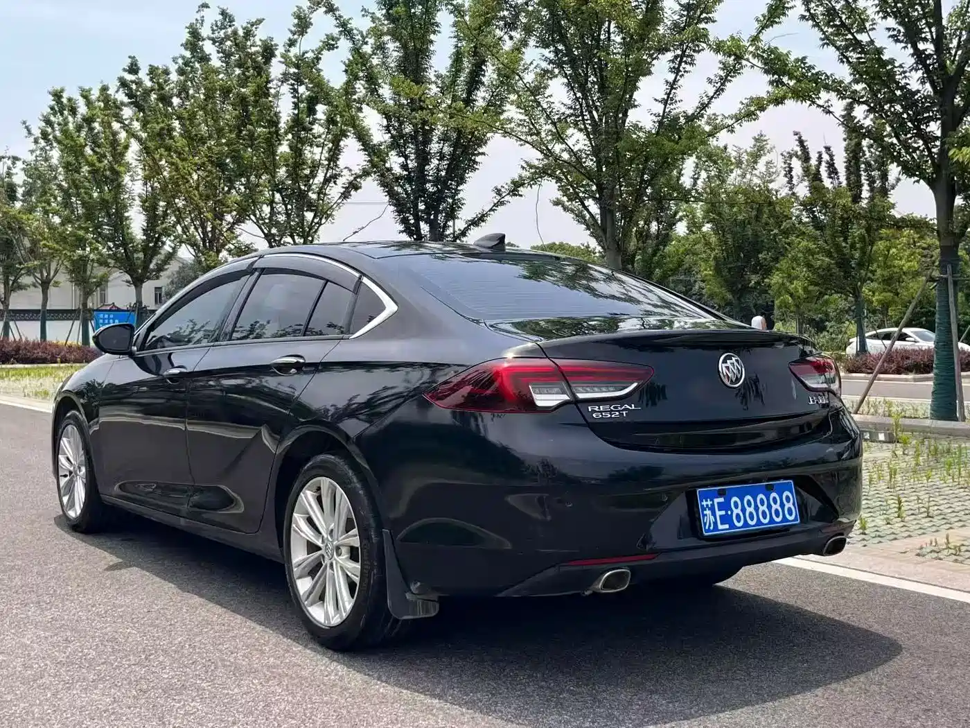 BUICK REGAL