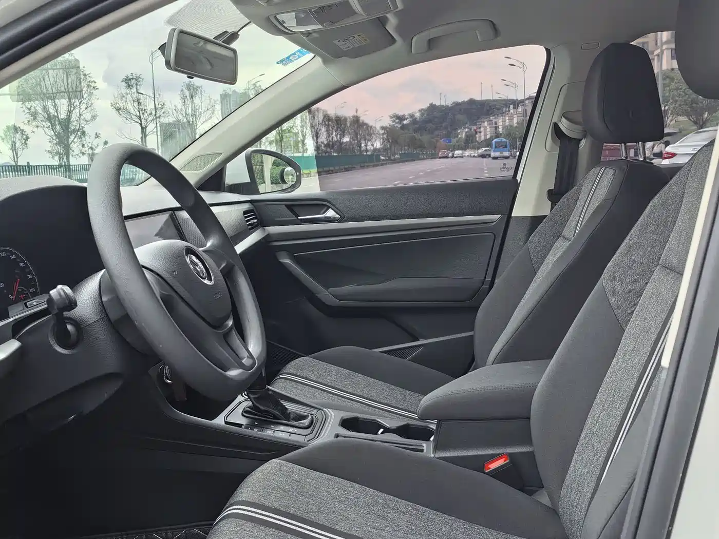 Volkswagen Lavida 2019 1.5L Automatic Trend Edition China VI фото 7