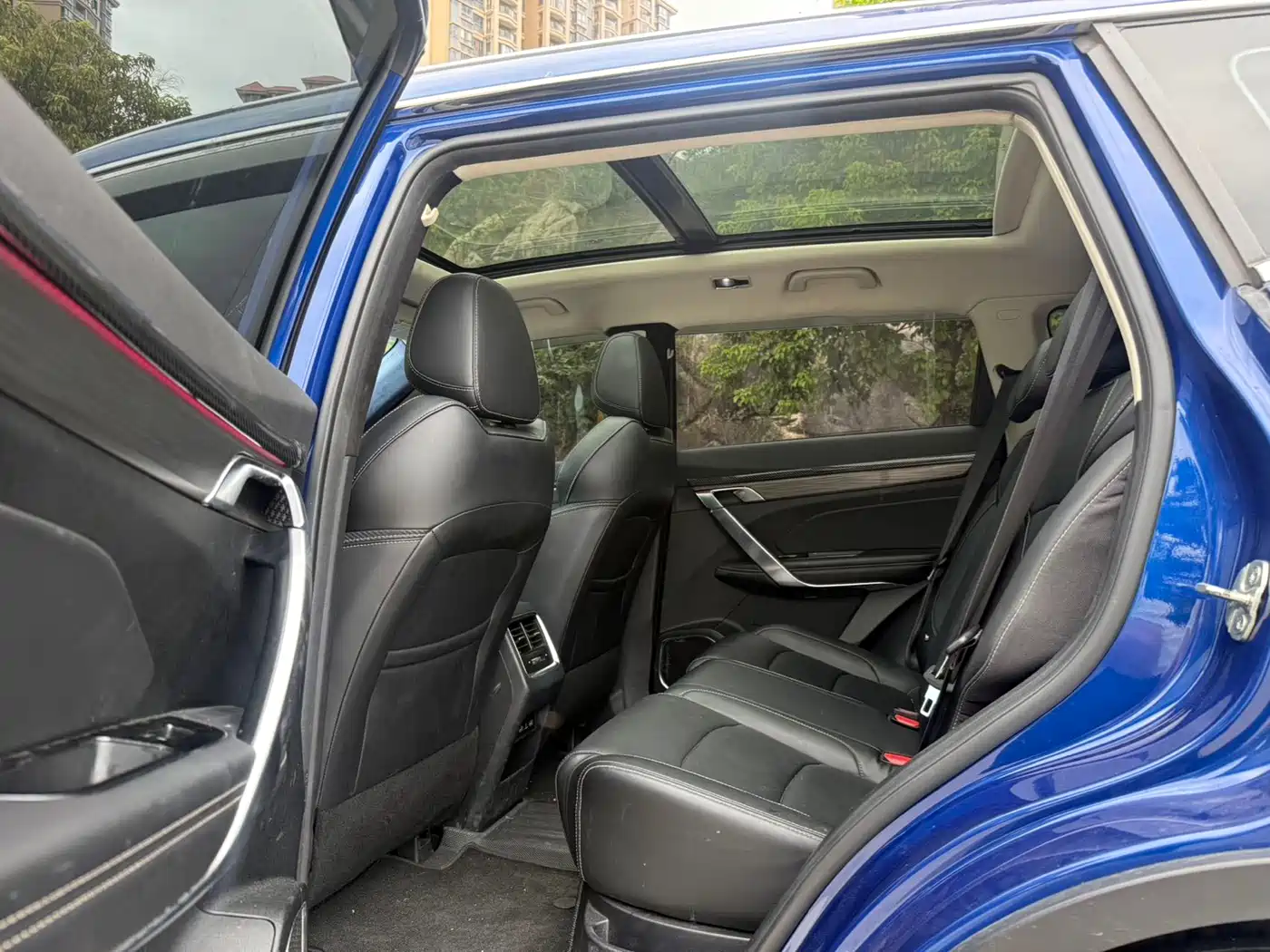 Фото 7 - Geely Boyue