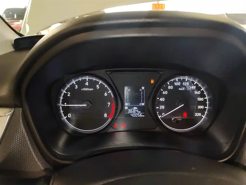 Hyundai Verna 2020 1.4L Manual GL Renewal Edition фото 12
