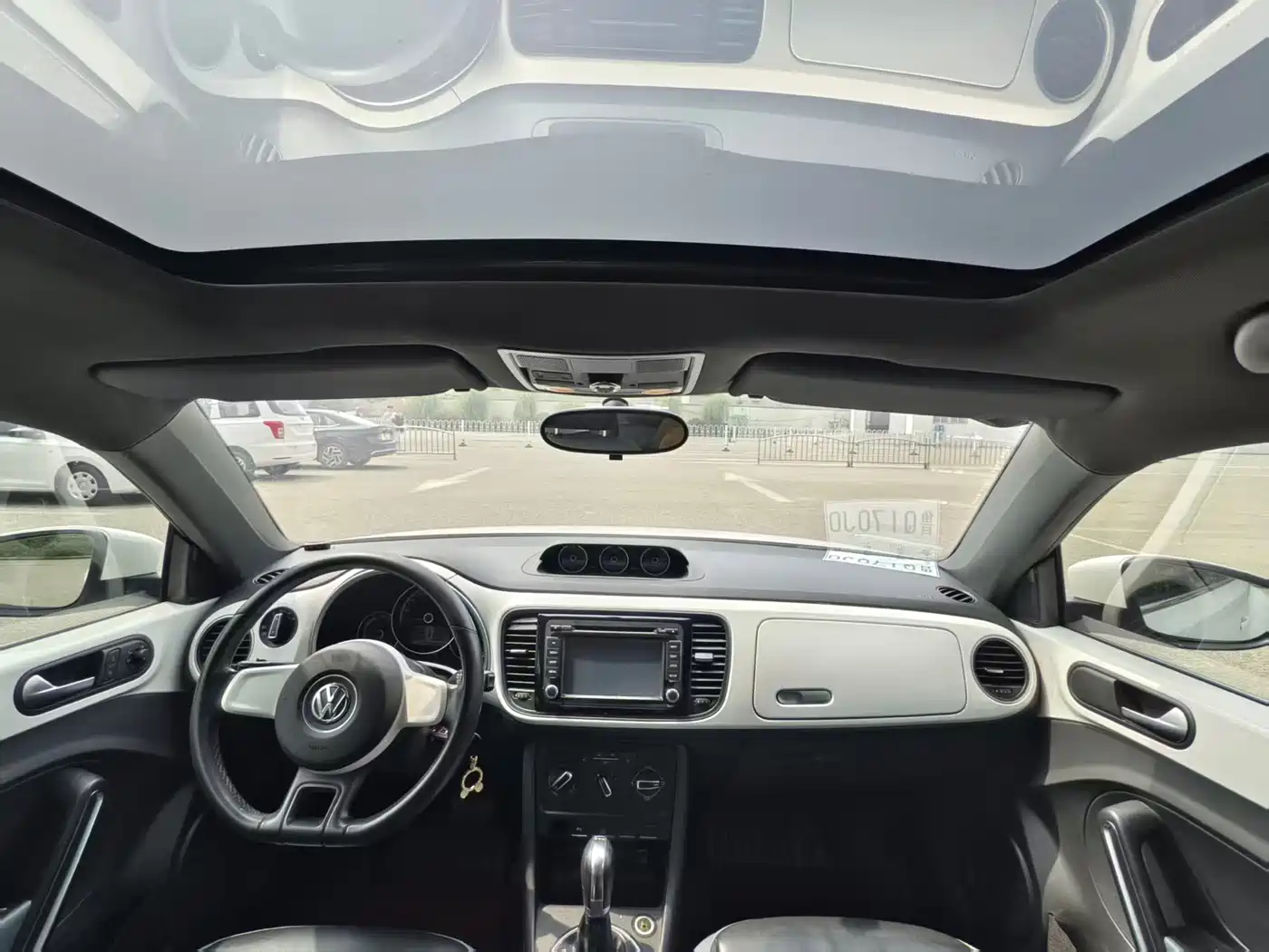 Фото 8 - Volkswagen Beetle