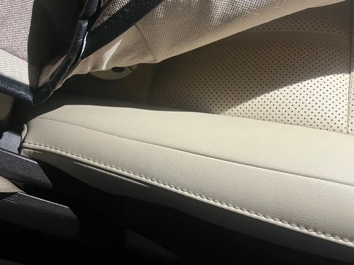 Lexus ES 2015 200 Comfort Edition фото 9