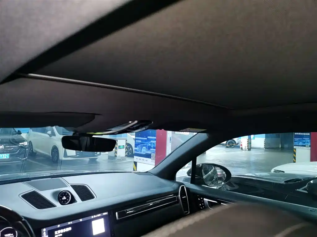 Porsche Cayenne 2018 Cayenne 3.0T фото 14