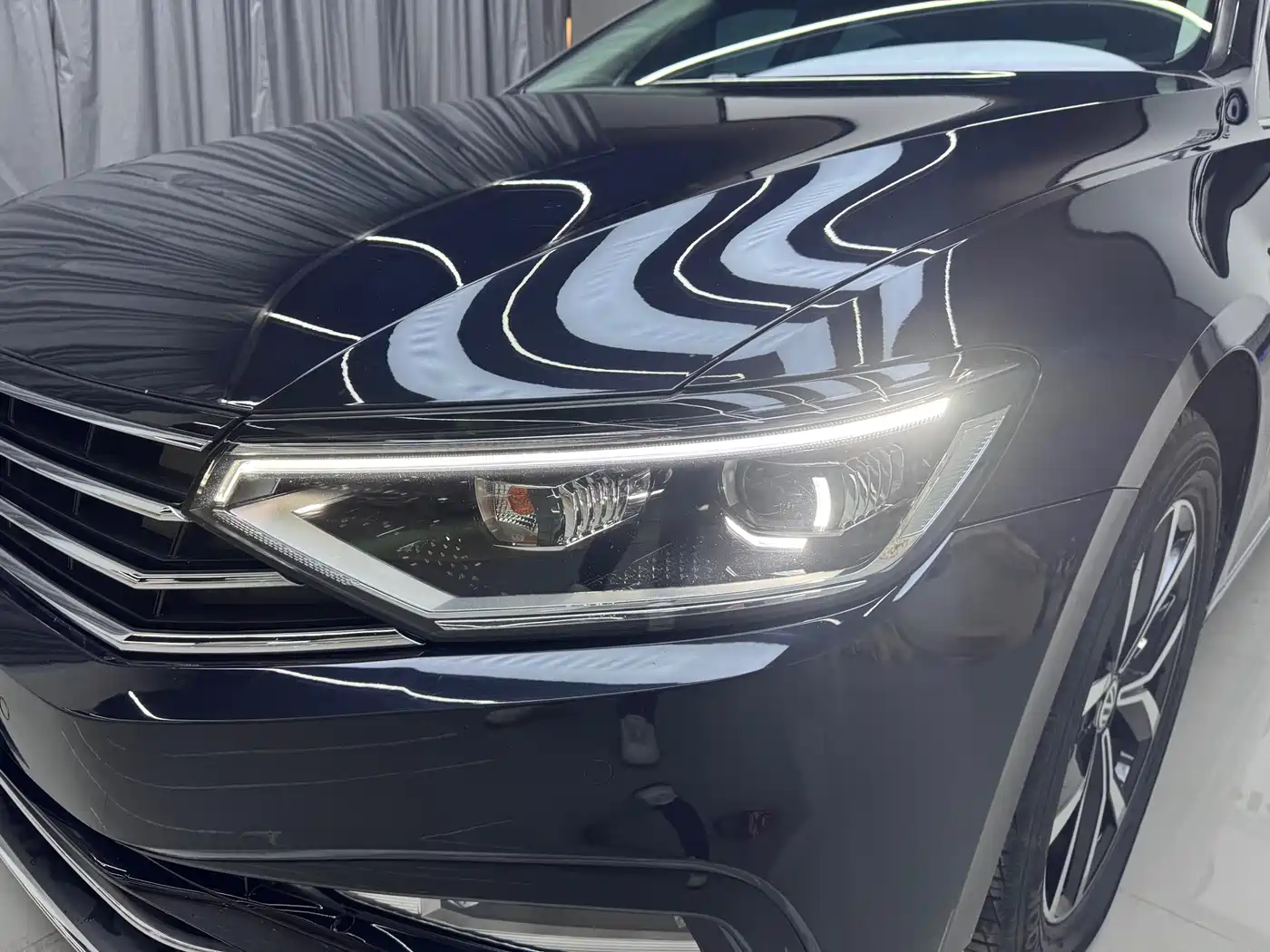 Volkswagen Magotan 2020 330TSI DSG Leading фото 3
