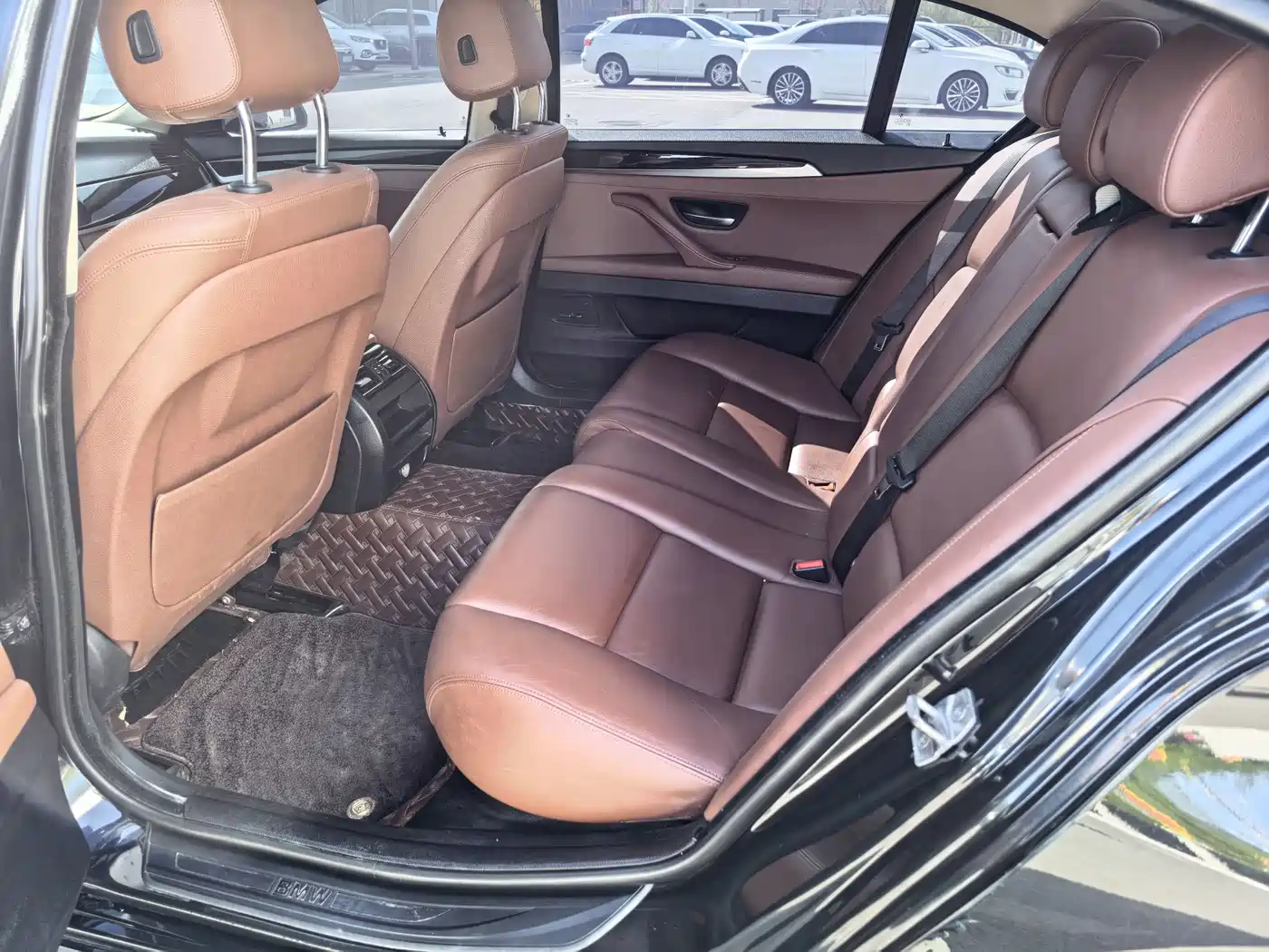 BMW 5 Series 2017 525Li Leading Edition фото 5