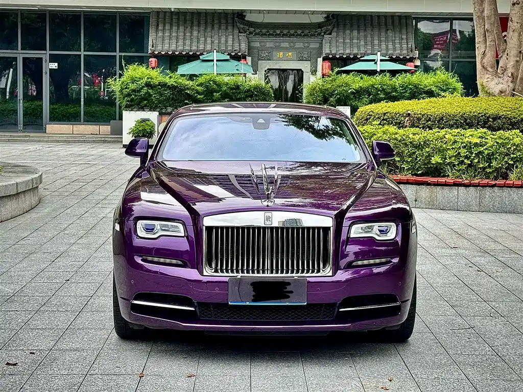 ROLLS-ROYCE PHANTOM