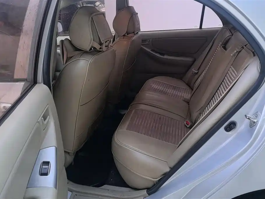 Toyota Corolla 2013 1.6L Automatic Excellence Edition фото 11