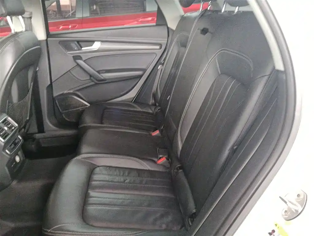 Audi Q5L 2018 45 TFSI Exclusive Elegance (China V) фото 17