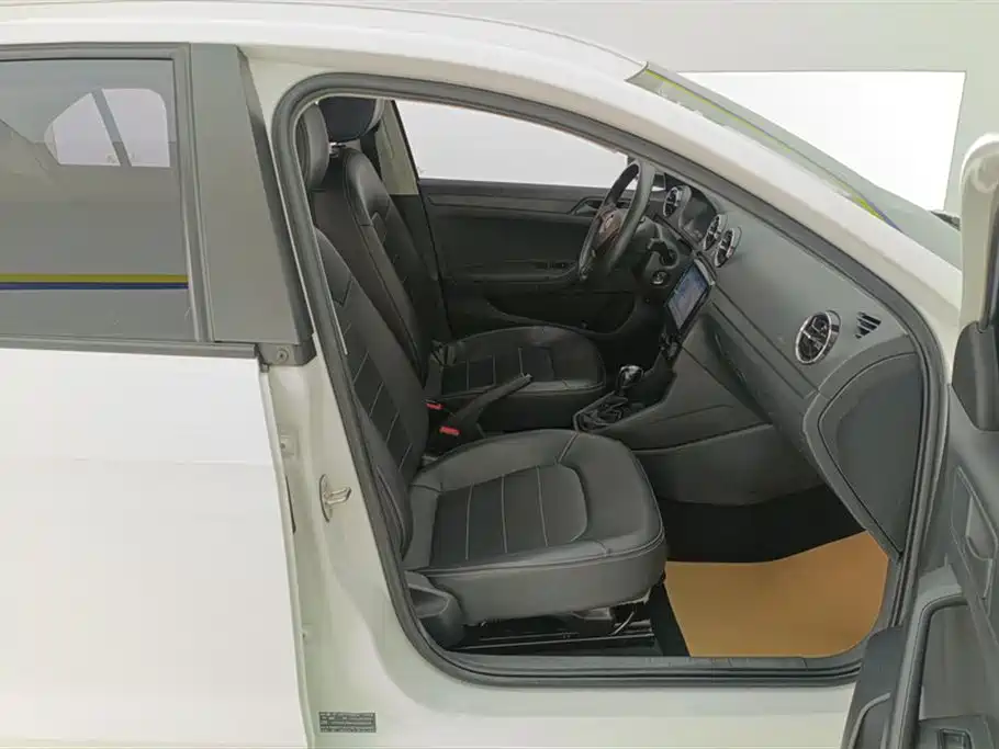 Volkswagen Jetta 2017 1.5L Automatic Fashion фото 8