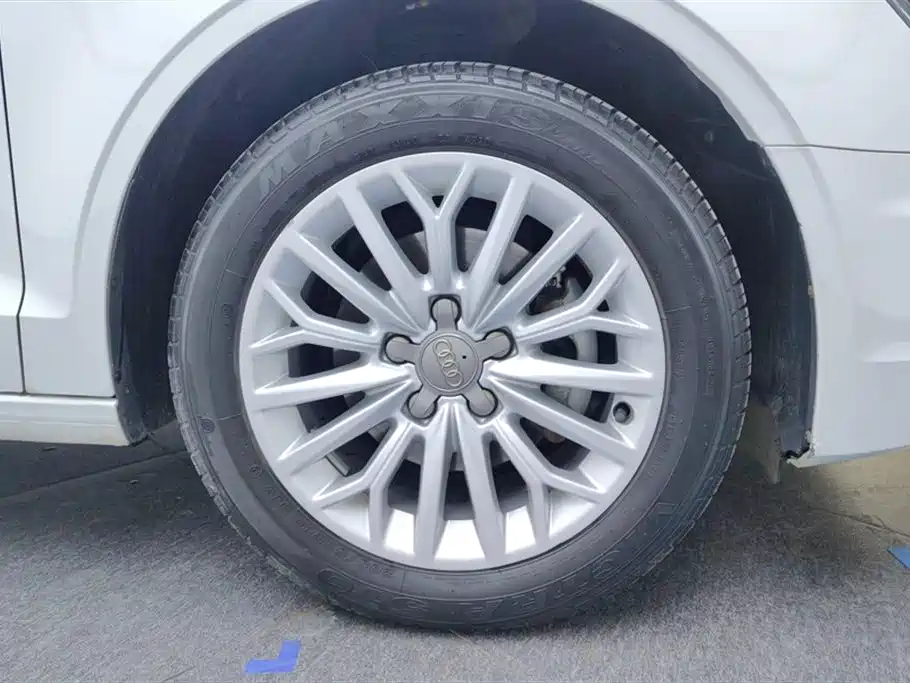 Audi A3 2016 Limousine 35 TFSI Progressive фото 6