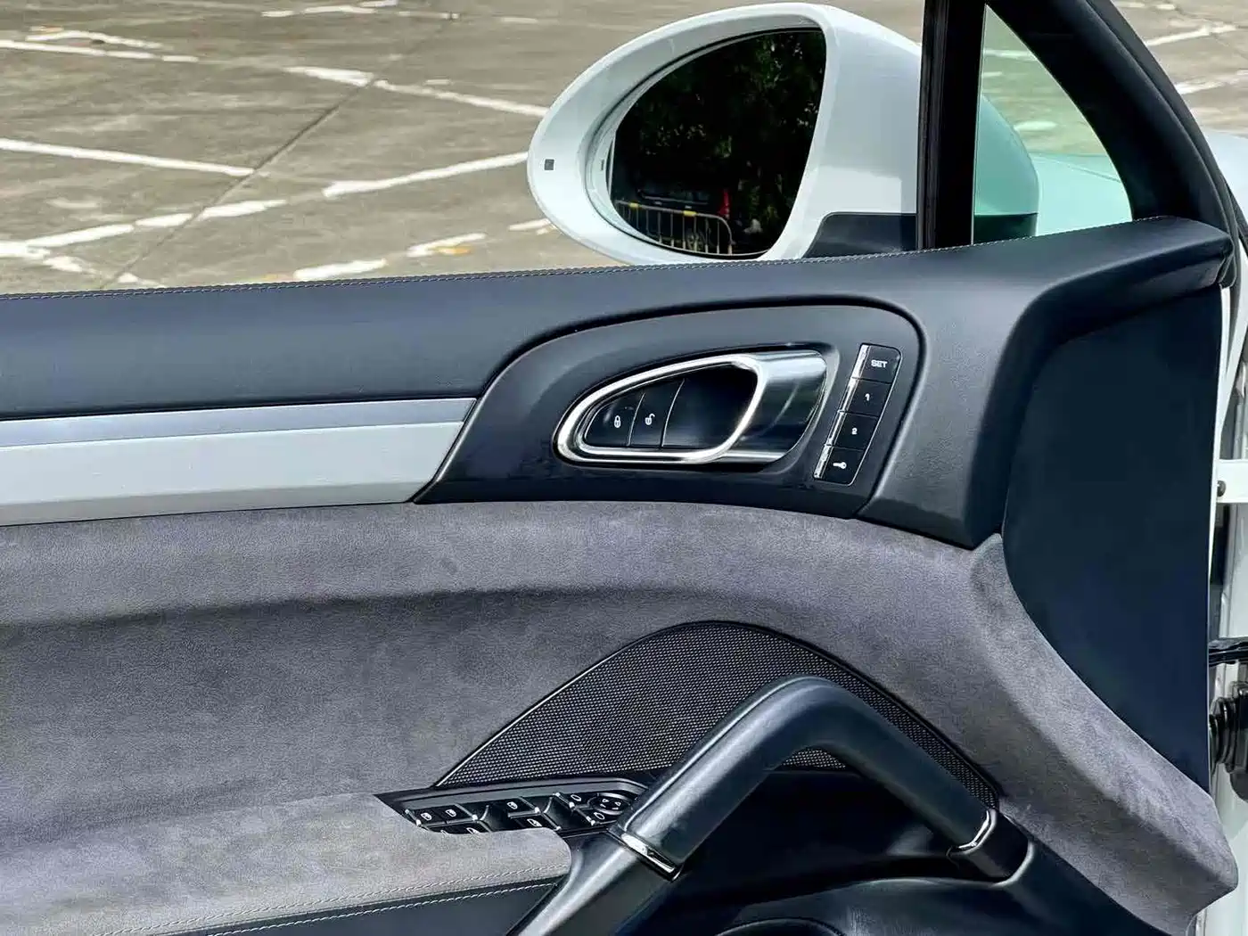 Porsche Cayenne 2015 Cayenne GTS 3.6T фото 15