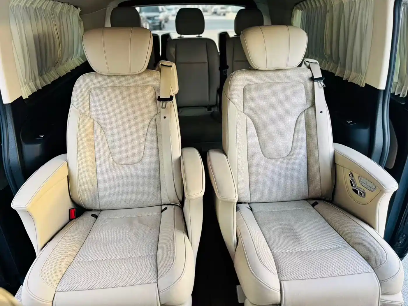 Mercedes-Benz Vito 2018 2.0T Business Edition China VI фото 7