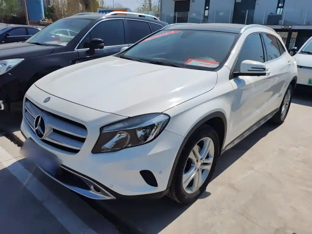 Mercedes-Benz GLA 2016 GLA 200 Dynamic