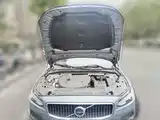 Photo 3 - Volvo V90