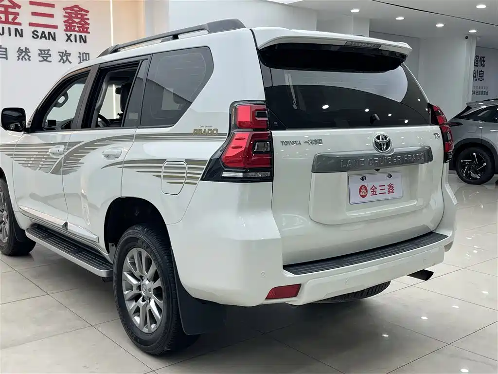 Toyota Prado 2018 3.5L Auto TX фото 33