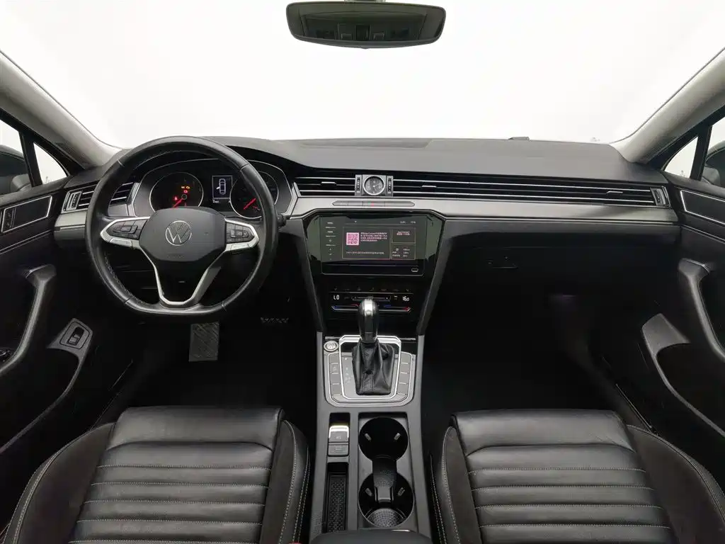 Volkswagen Magotan 2020 330TSI DSG Leading фото 5