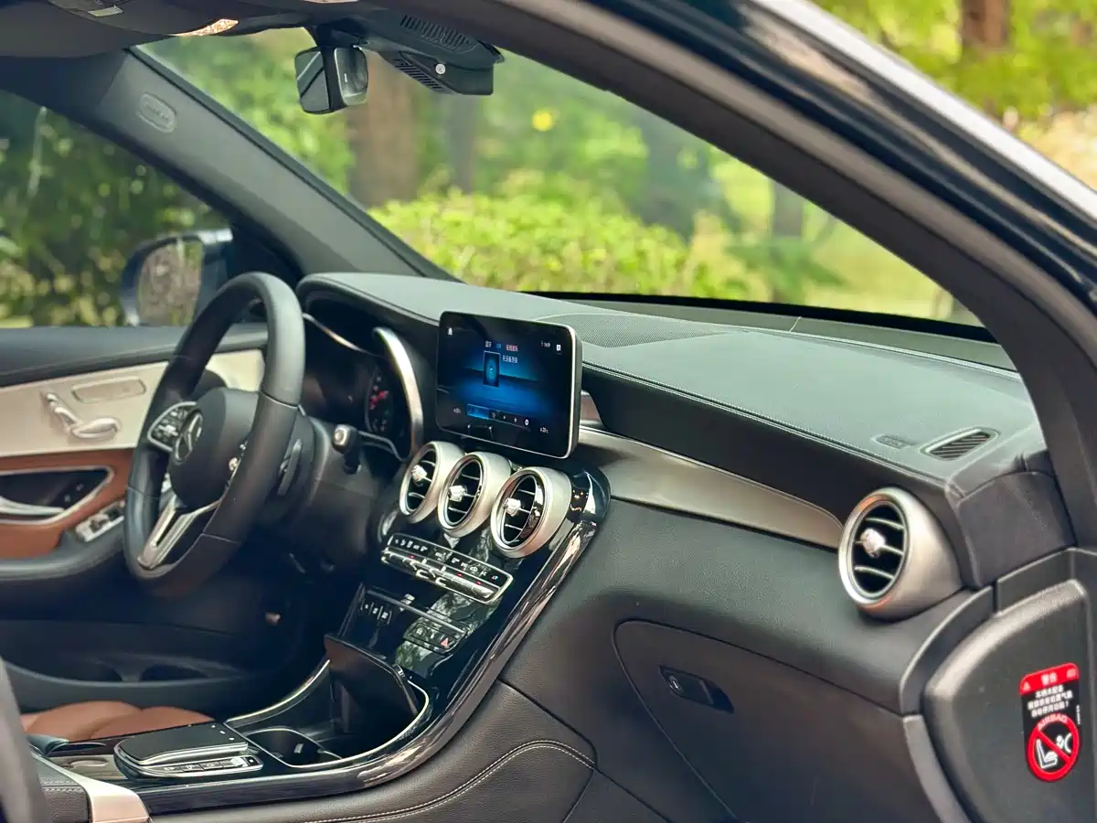 Mercedes-Benz GLC 2020 GLC 260 L 4MATIC Dynamic фото 13